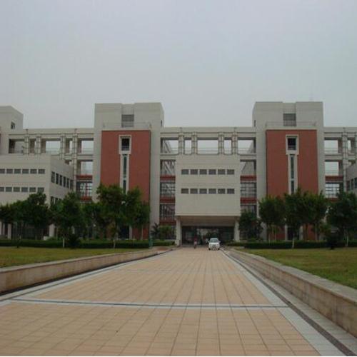 南寧技術學院（報告廳無線會議話筒系列）