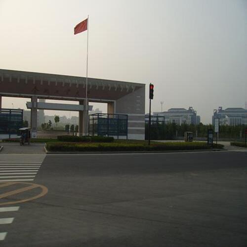 合肥工業(yè)學(xué)院（報告廳數(shù)字討論、攝像跟蹤會議系統(tǒng)）